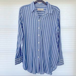 LOFT Boyfriend Fit Blue & White Stripe Button Down 👔
